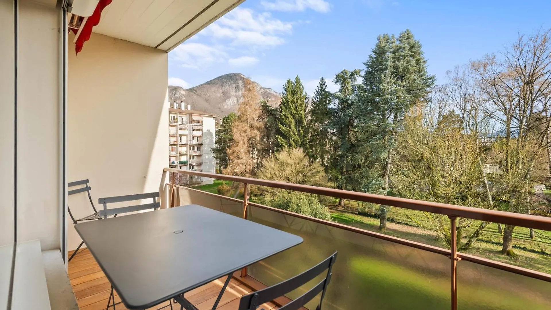Apartment Lapis Lazuli - T3 Parking Proche Lac Annecy